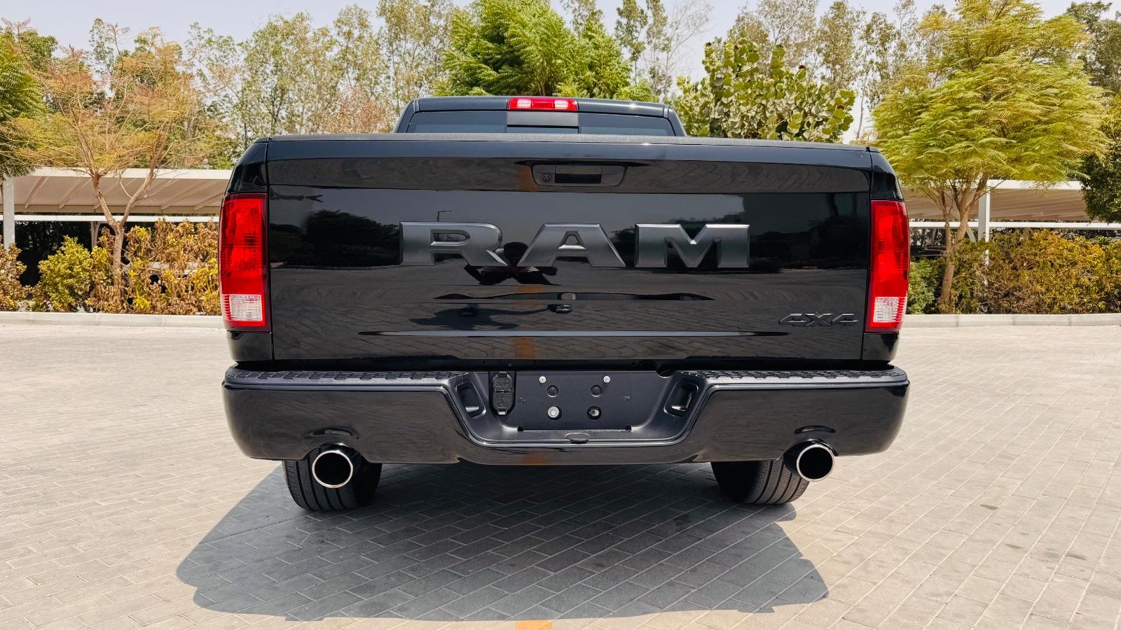 Dodge 5.7*V8*4X4*SINGLE*RAMBOX*CLEAN-CARFAX*AHK*NAVI*