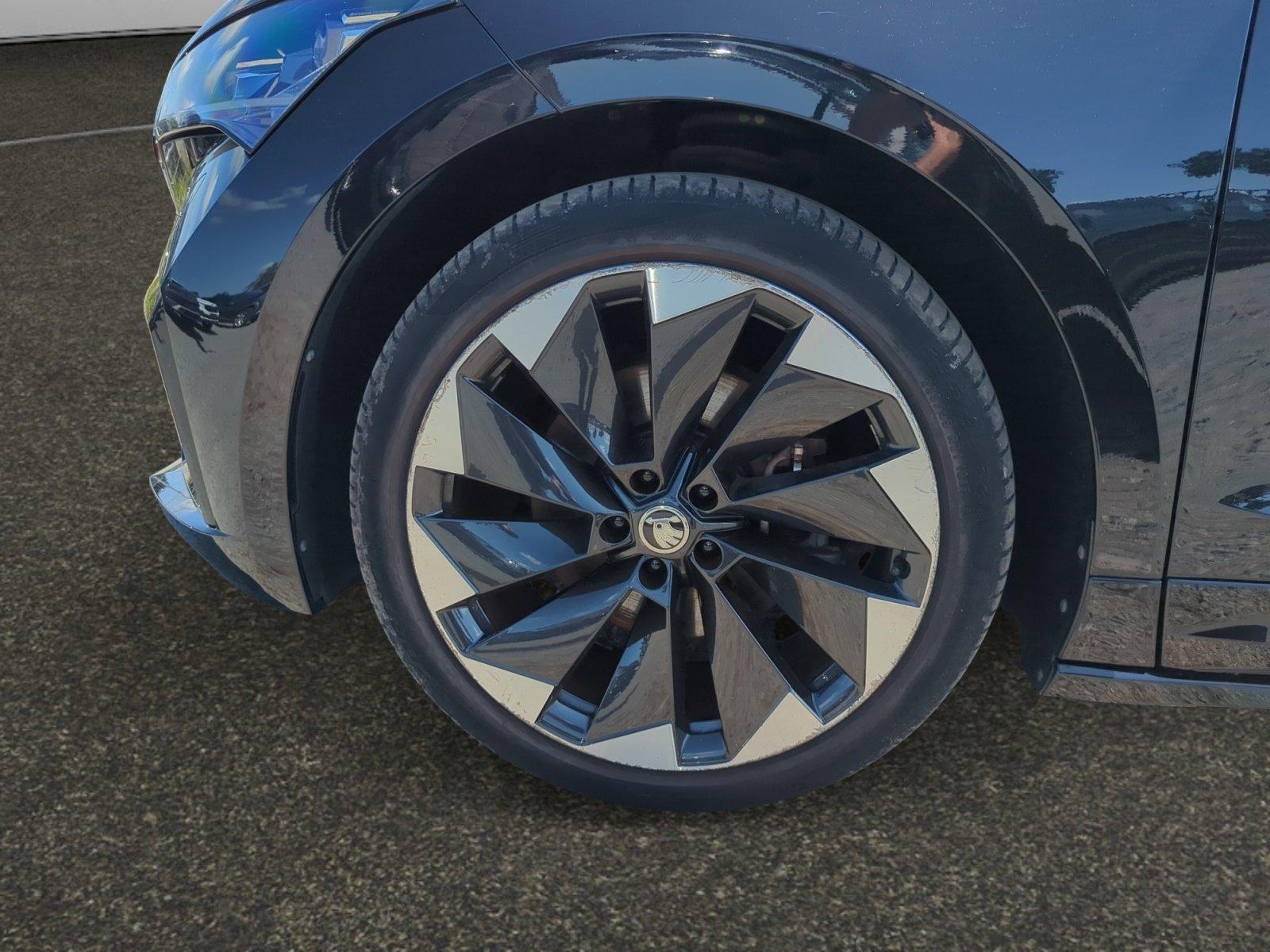 Skoda Enyaq iV 60 Sportline MATRIX*ACC*AHK*NAVI*LED*PD