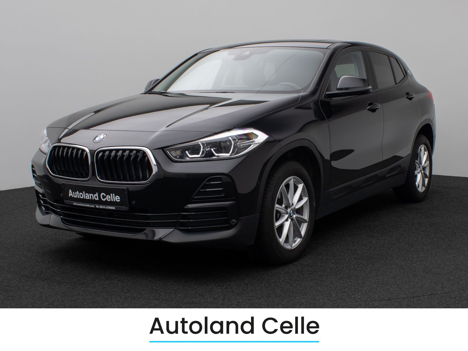 Fahrzeugabbildung BMW X2 sD20d Panorama NaviPlus HUD DAB HiFi Alarm