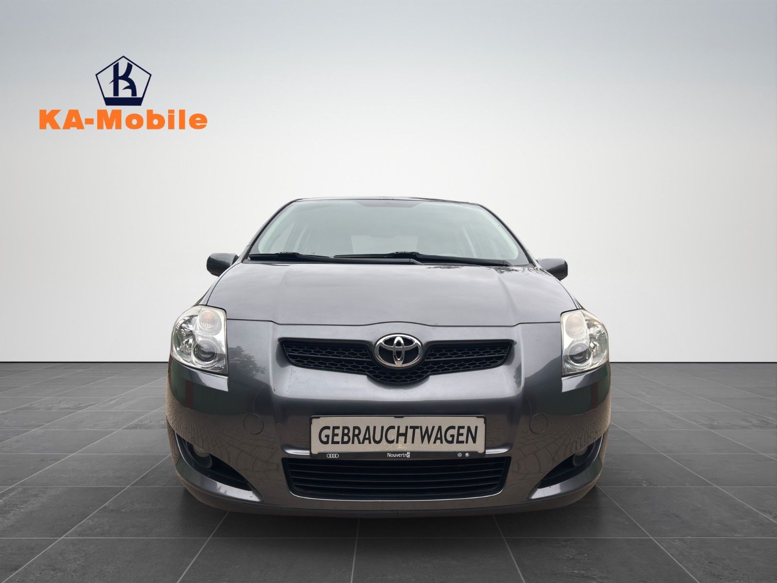 Toyota Auris Team
