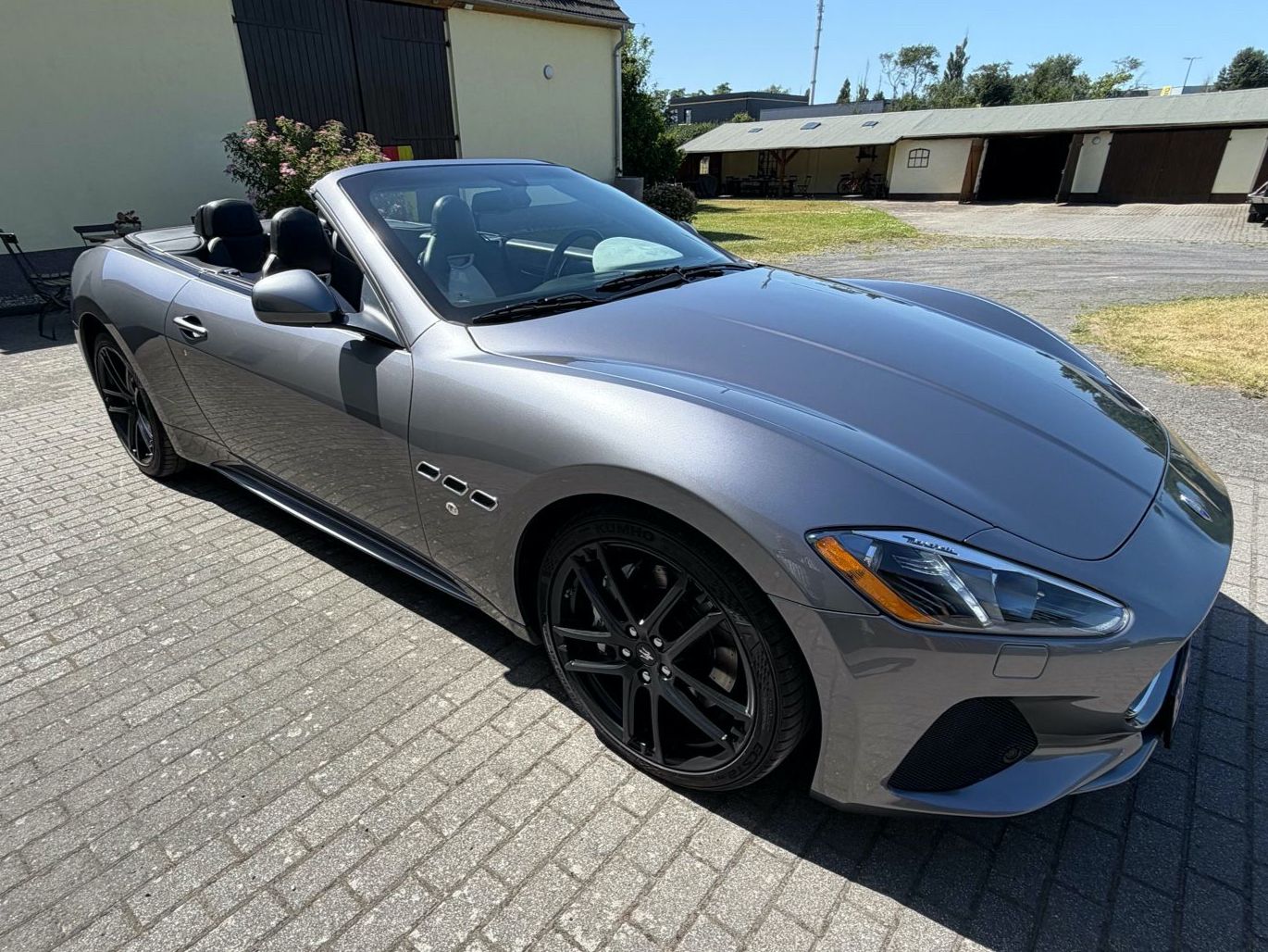 Maserati GranCabrio 4.7 V8 MC I Seltene Farbkombi I 2019 foto 2