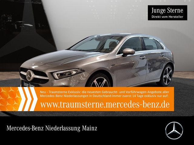 Mercedes-Benz A 250 e Prog/Pano/Distr/HUD/Mbeam/360°/AHK/Ambi