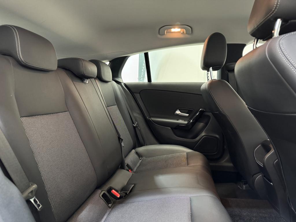 Mercedes-Benz CLA 200 Shooting Brake