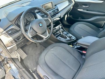 BMW 216 - 8