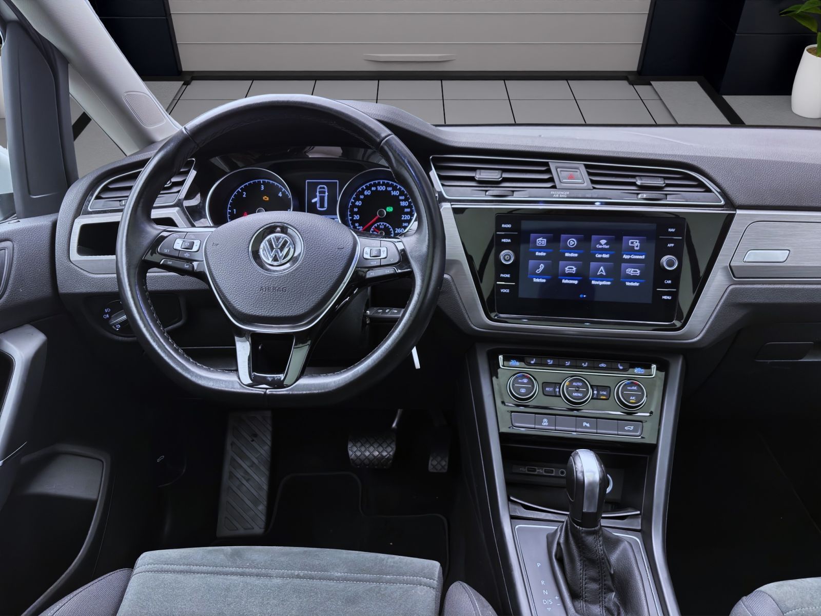 Volkswagen Touran - Bild 12