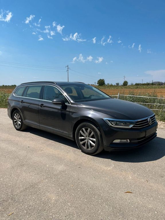 Image of Volkswagen Passat