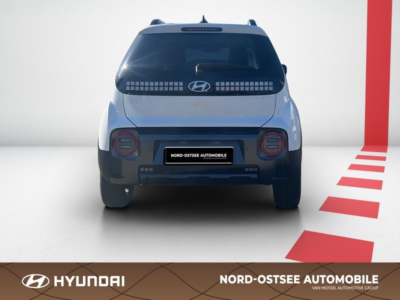 Fahrzeugabbildung Hyundai INSTER EV CROSS Effizienz & Assist-Paket Dachla