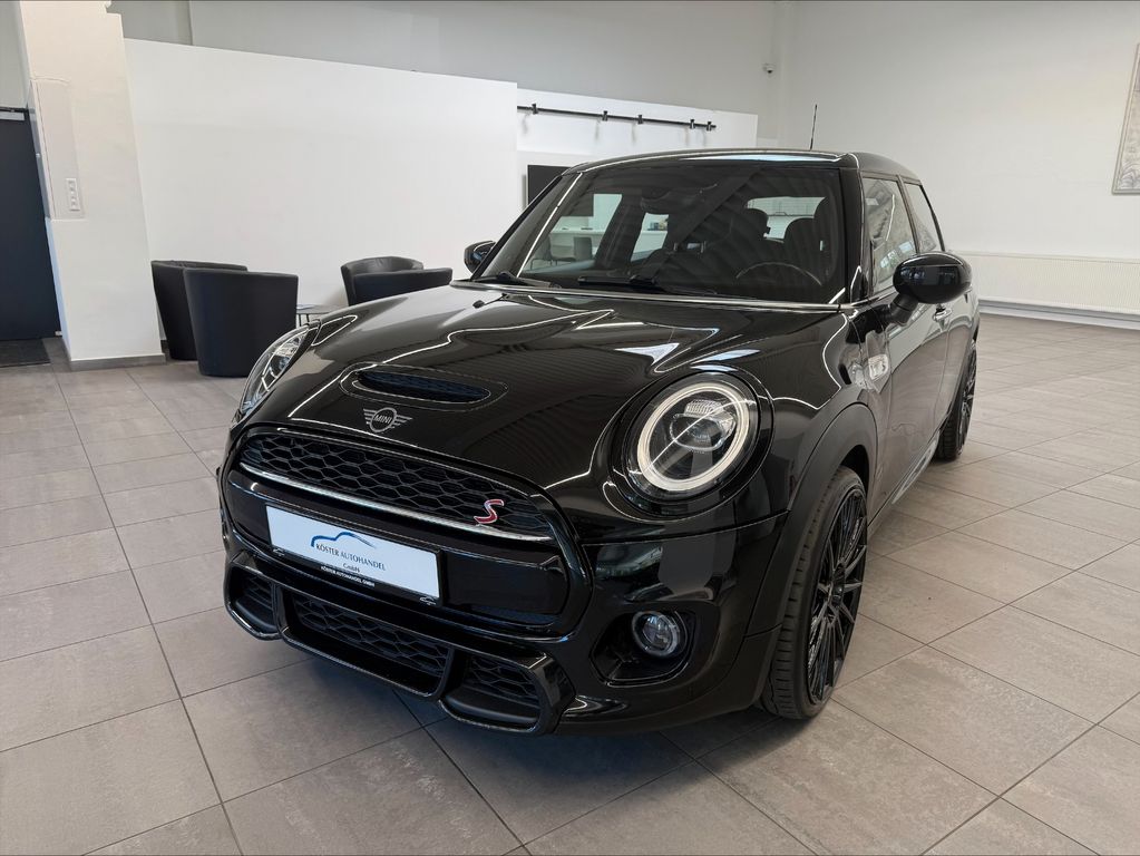 Image of MINI John Cooper Works Clubman