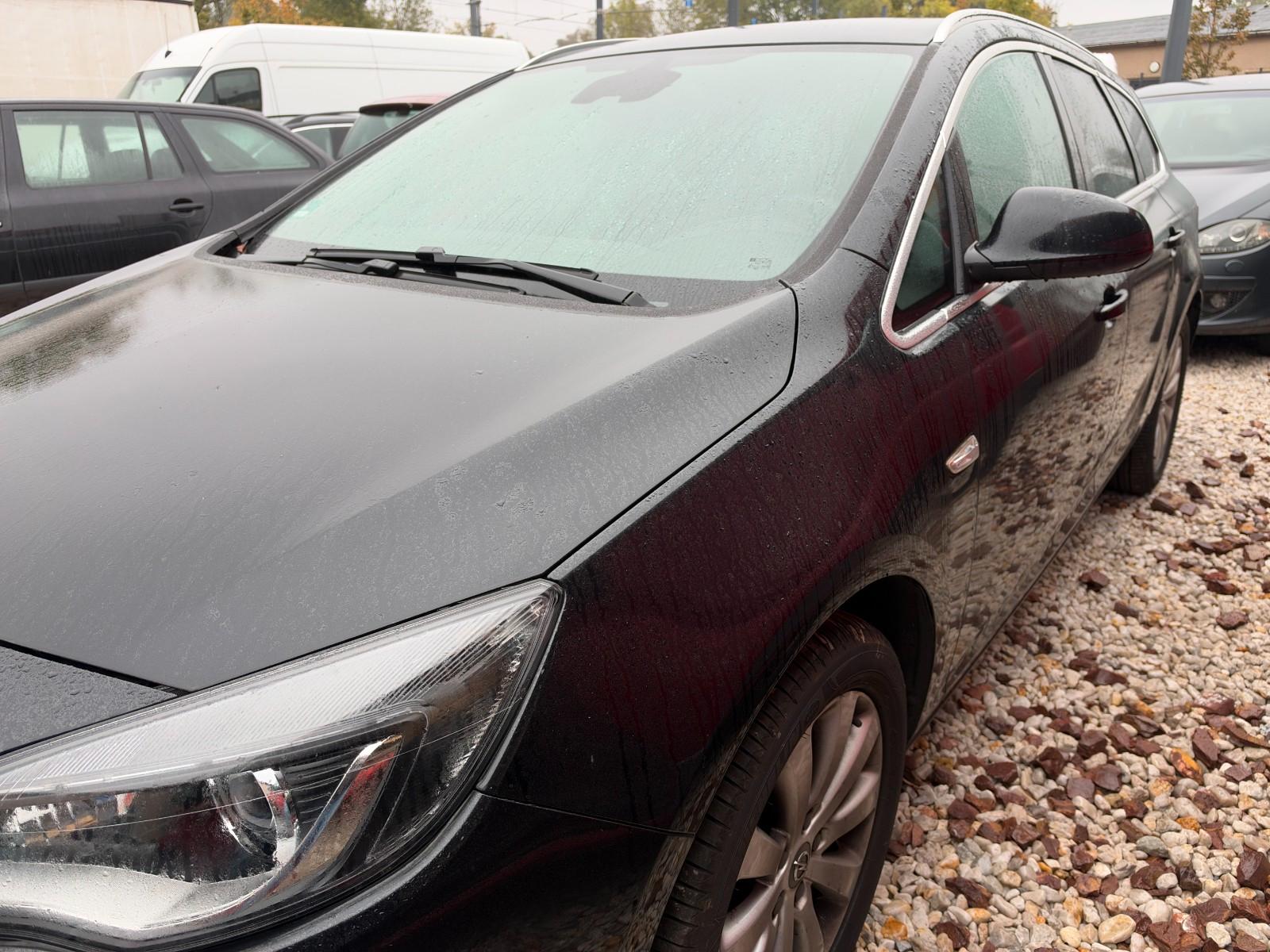 Opel Astra 2014 — photo 5