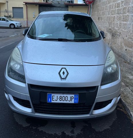 Renault Scenic Diesel FULL