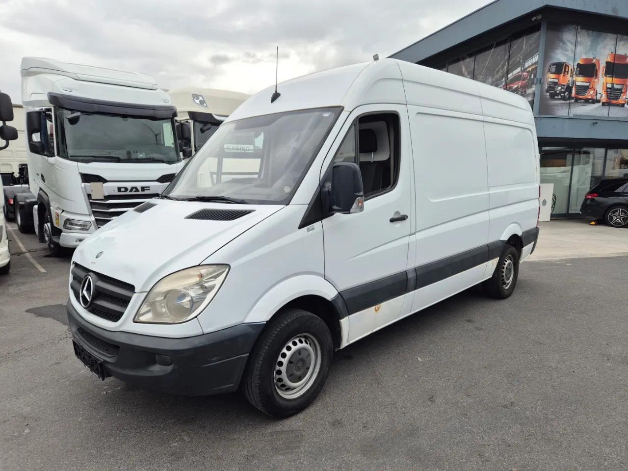 Mercedes-Benz SPRINTER 311 CDI
