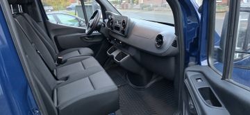 Mercedes Sprinter - 11