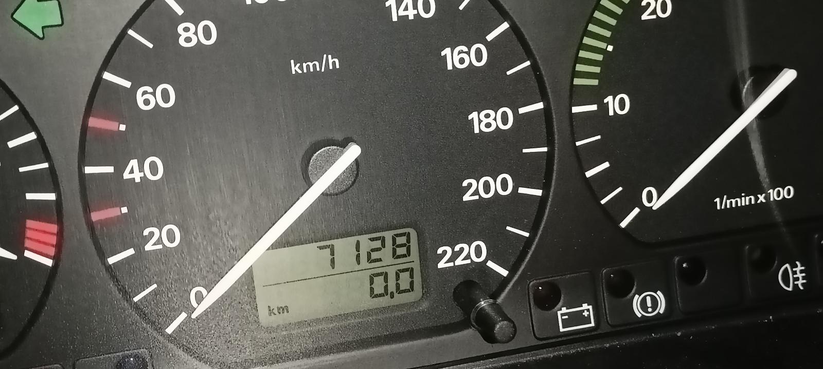 Volkswagen T4 DOKA VR6 2,9l - 190PS - Prrojekt Zwo Aufbau