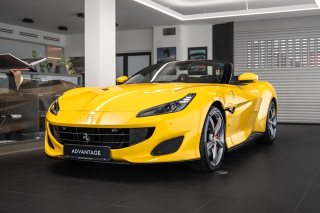 Ferrari Portofino/Blue Carbon/Pass. Display/Ventiladed