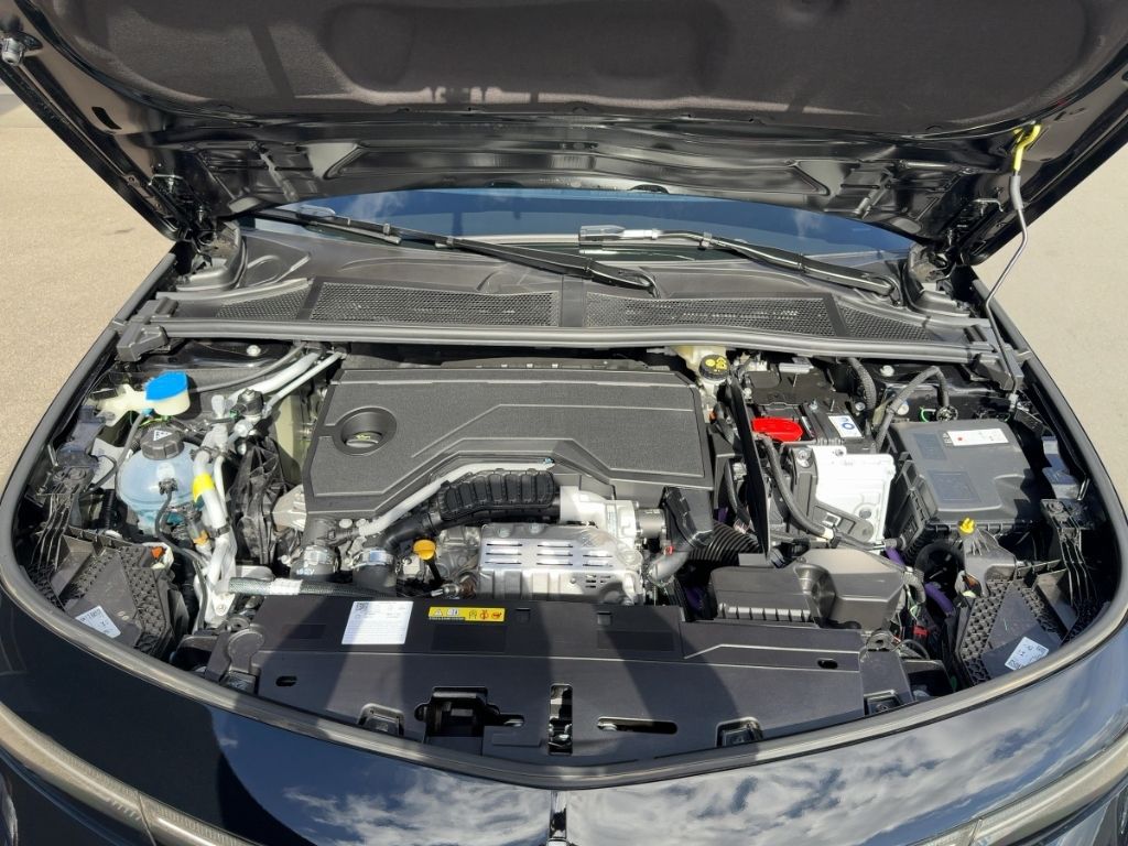 Fahrzeugabbildung Opel Astra GS WINTERPAKET ALLWETTER RÜCKFAHRKAMERA