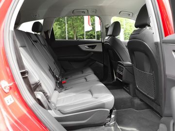 Audi Q7 - 8