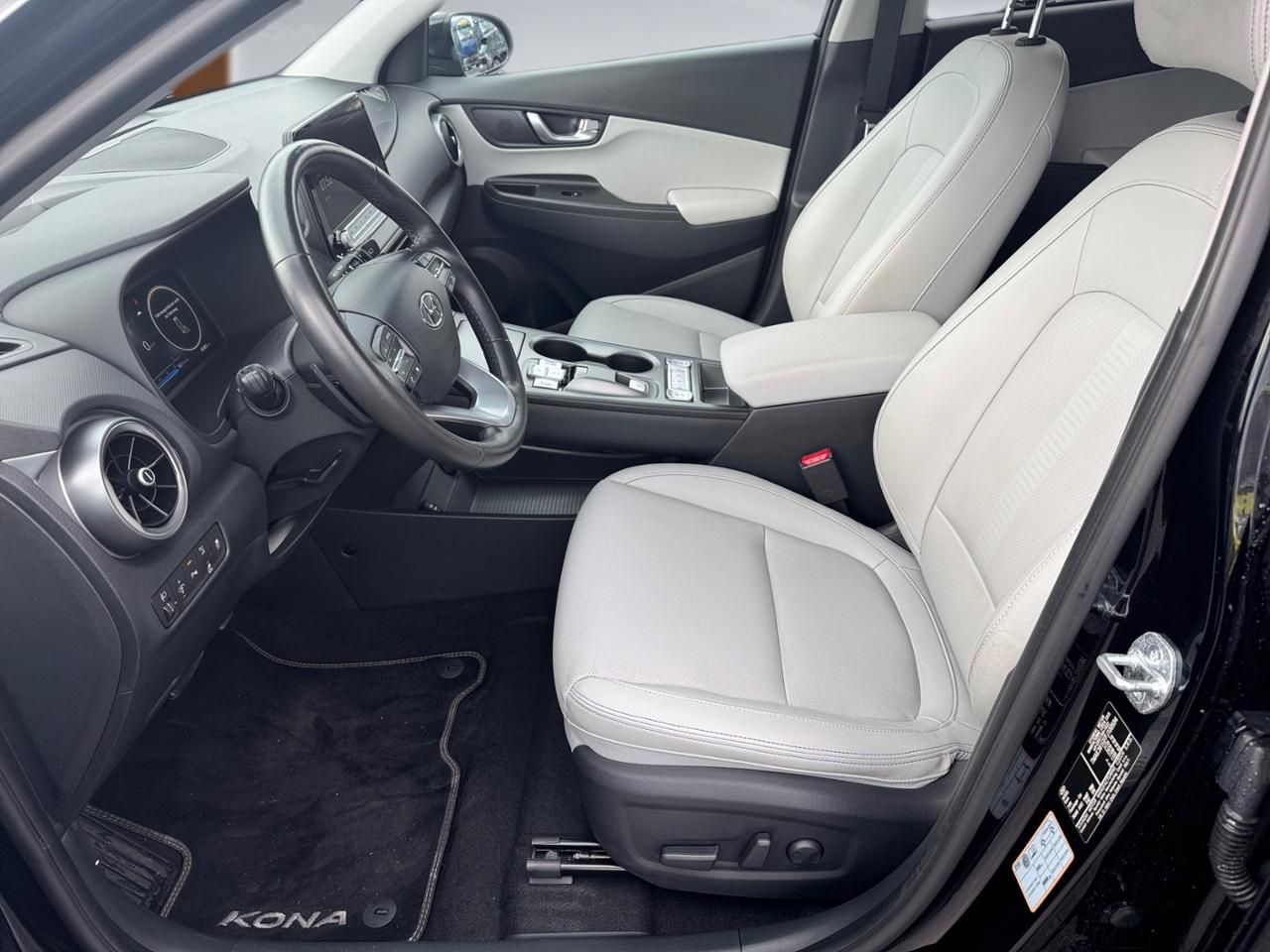 Fahrzeugabbildung Hyundai KONA PRIME *LEDER*HEADUP*NAVI*KRELL*SHZ*LHZ*RFK*