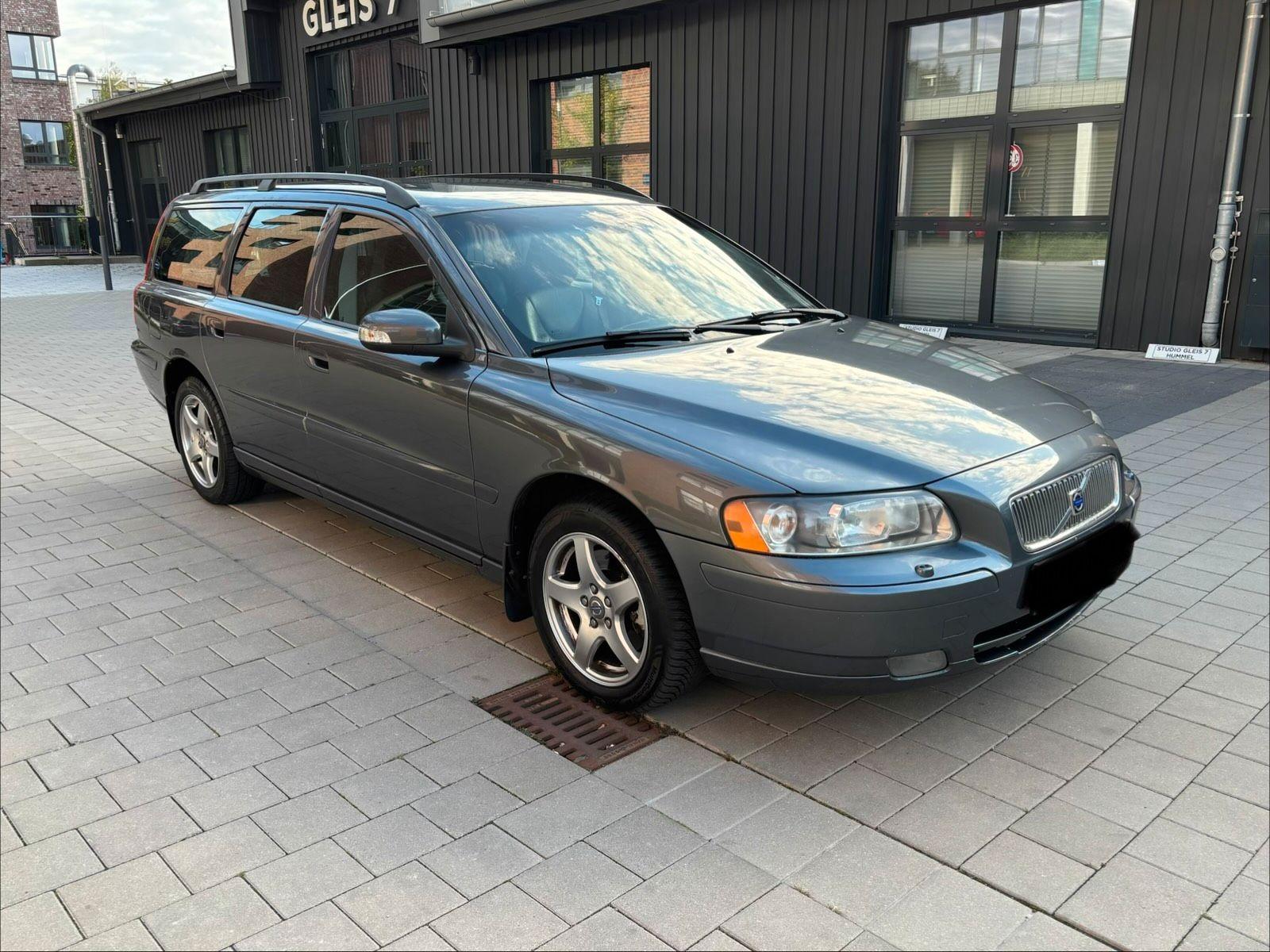 Volvo V70 2007 — photo 7