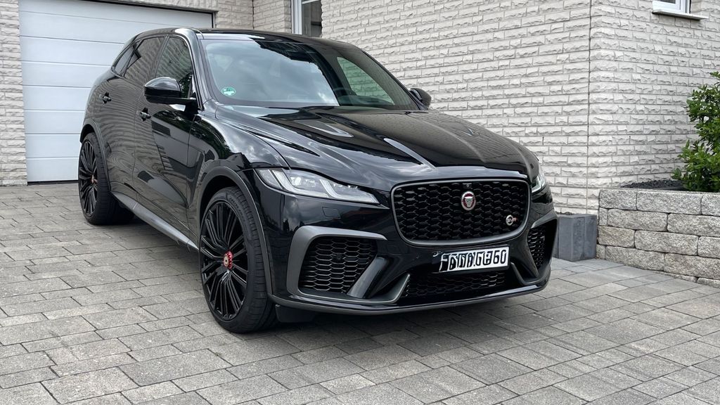 Jaguar F-Pace