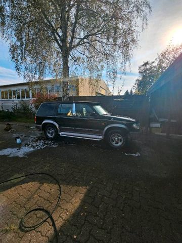 Ford 97er Ford Explorer an Bastler