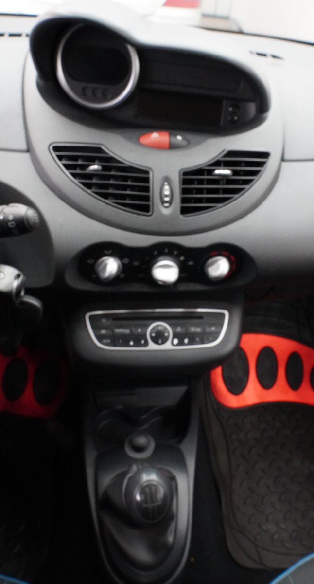 Fahrzeugabbildung Renault Twingo *8-fach*Klima*