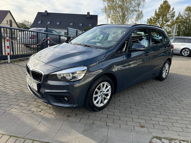 BMW 2 Active Tourer 218 i Automatik Navi PDC 2.Hand