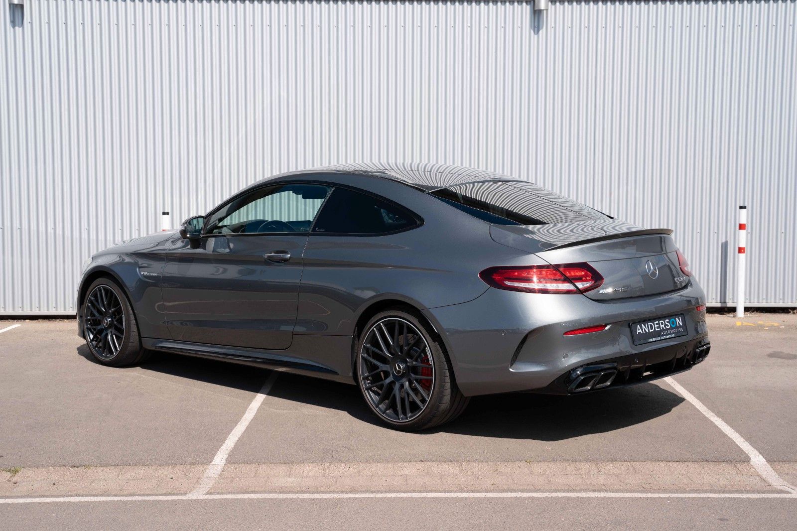 Fahrzeugabbildung Mercedes-Benz C 63 S AMG COUPE HUD 360° PERF. AGA CARBON PAKET