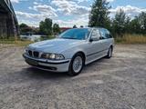BMW 528i Komplett überholt, Liebhaber Fahrzeug  - BMW 528 aus 1999: 528i
