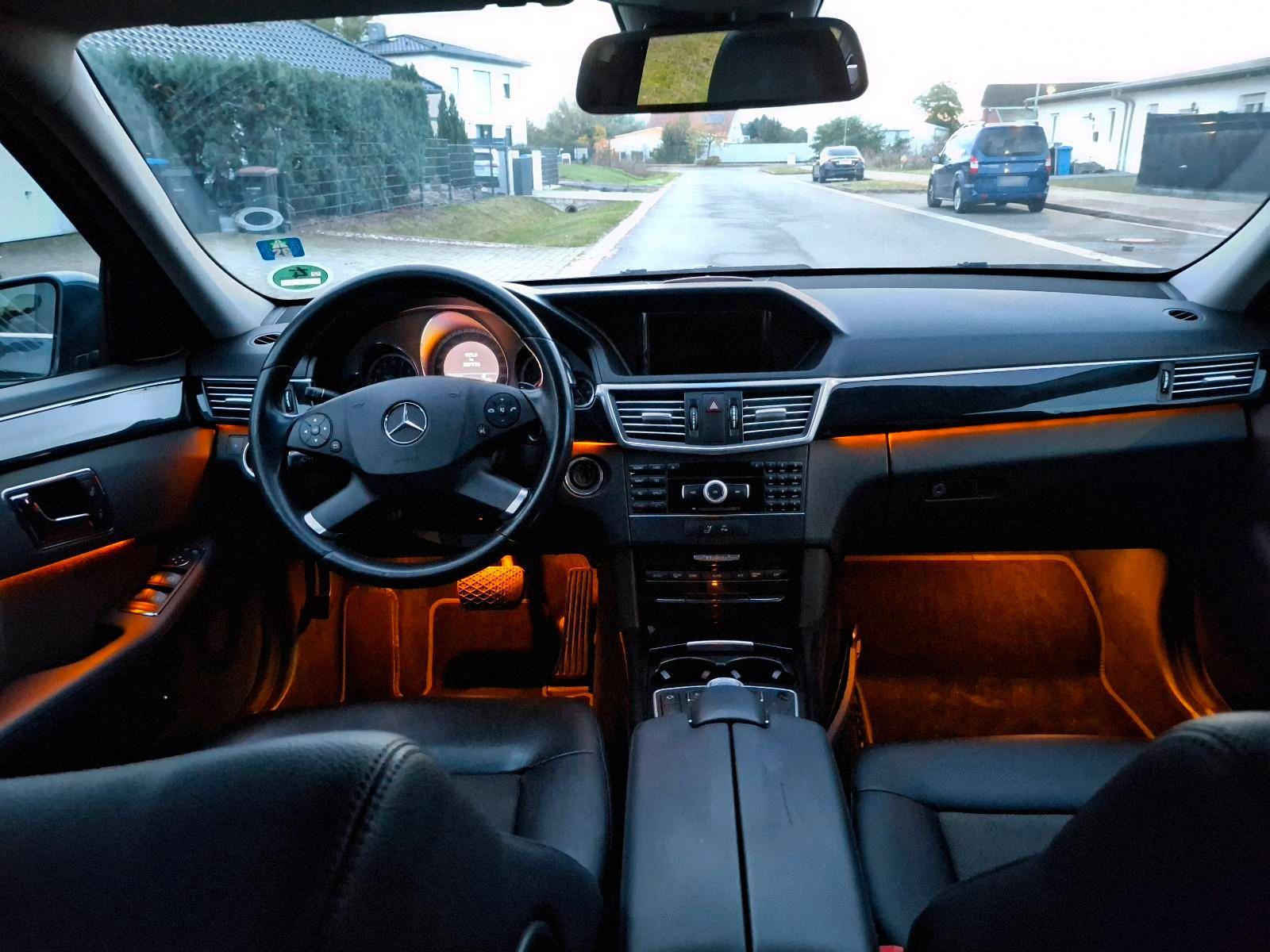 Mercedes-Benz E350 2010 — photo 8
