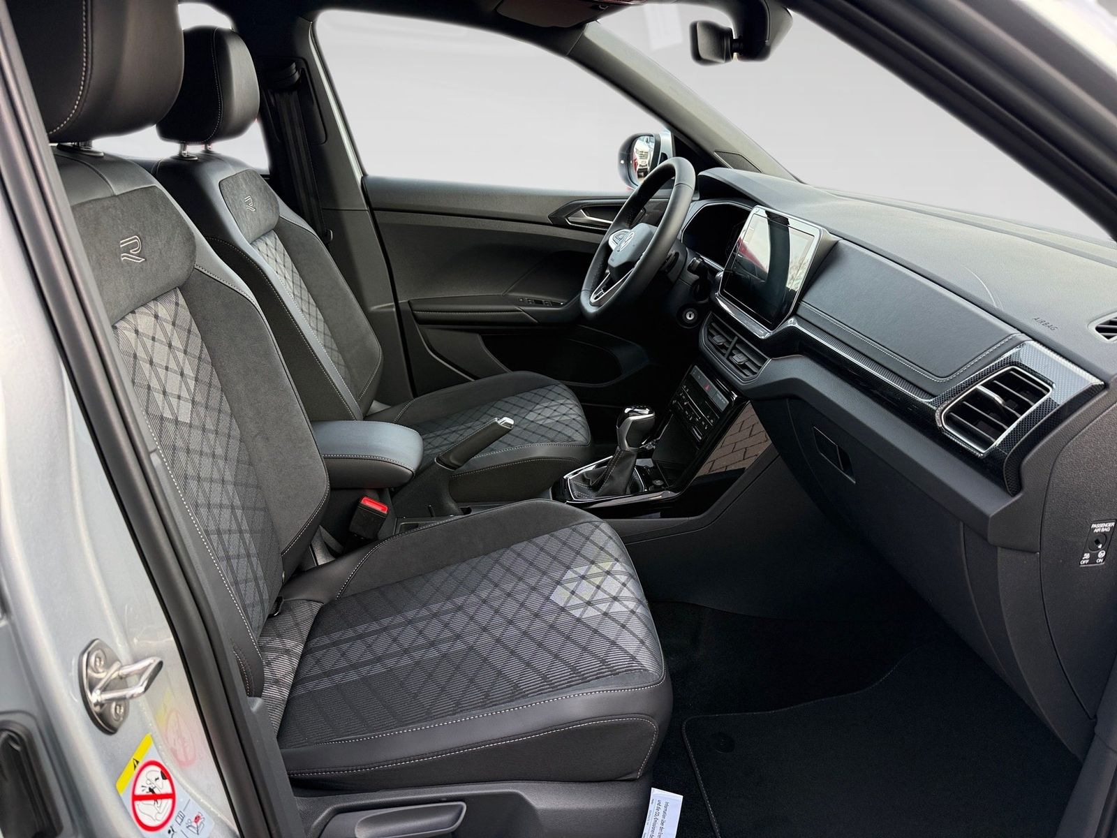 Volkswagen T-Cross - Bild 9