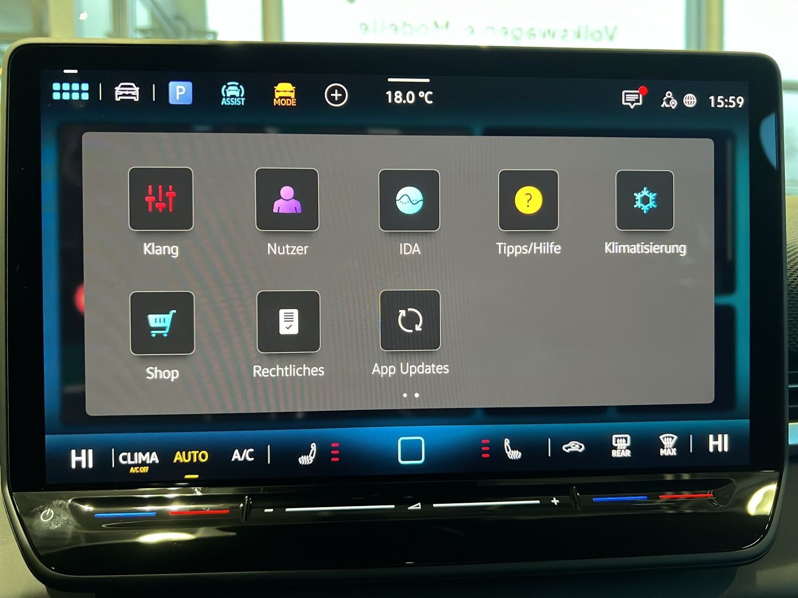 T-Roc R-Line 1.5 eTSI DSG ACC*CarPlay*Area View