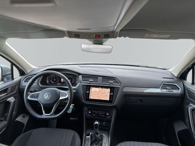Tiguan Allspace 1.5 TSI DSG 7-SITZE+LED+NAVI+AHK