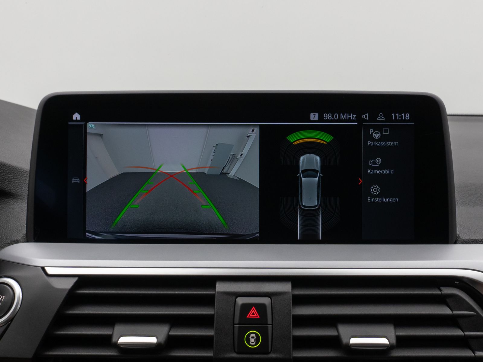 Fahrzeugabbildung BMW X3 xD20d Kamera HUD DAB H/K Leder Sport 18Zoll