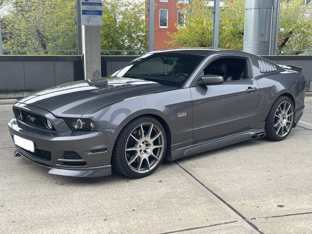 Ford Mustang GT /Schalter/Euro6 /TÜV 02/2026/Cervini*