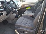 Volkswagen T7 Multivan Lang Edition AHK Navi Soundsystem He - gebrauchte Vans