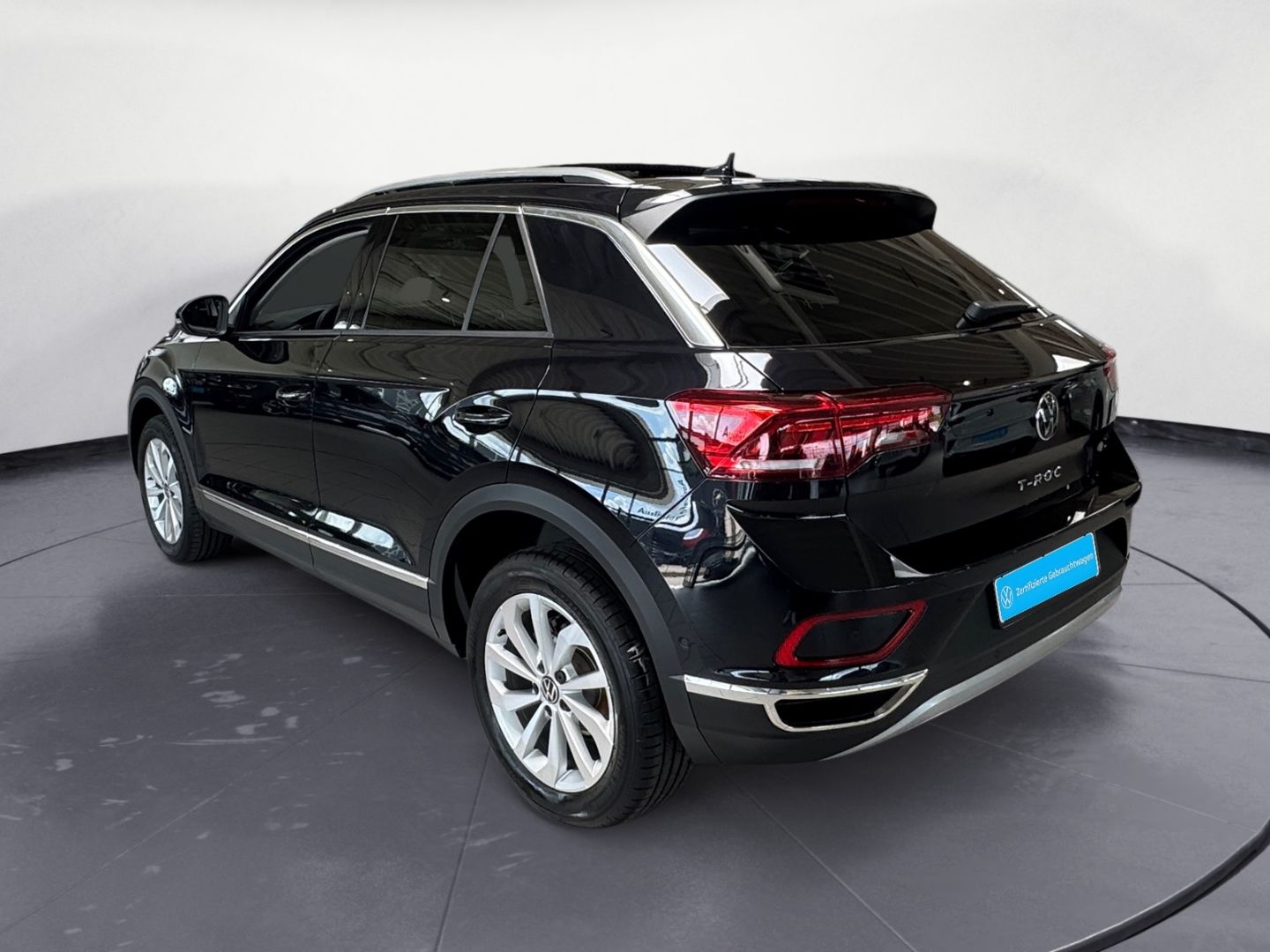 Volkswagen T-Roc 1.5 TSI DSG Style LED NAVI KAMERA PANO 5J foto 3