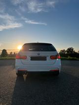 BMW 330d xDrive Touring A, M Paket, AHK, HuD  - BMW 330 mit Diesel-Antrieb: Kombi, 330d M Paket