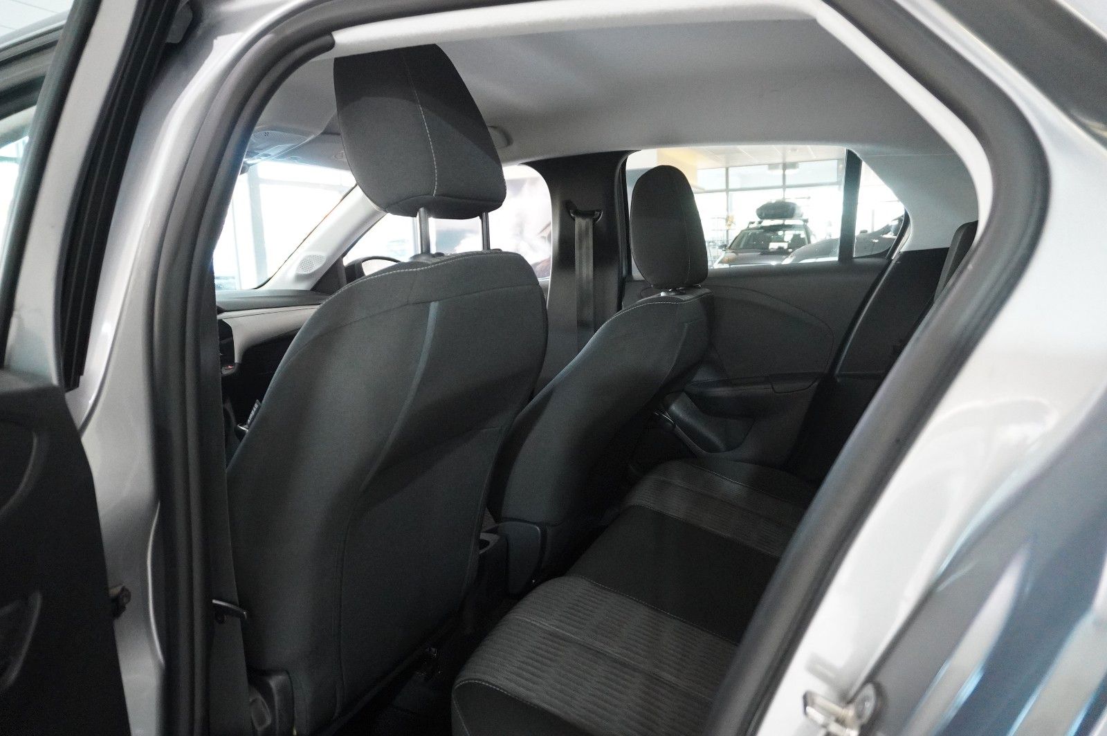 Fahrzeugabbildung Opel Corsa F 1.2 EDITION KLIMA/SHZ/PDC/SPORT/TEMP.