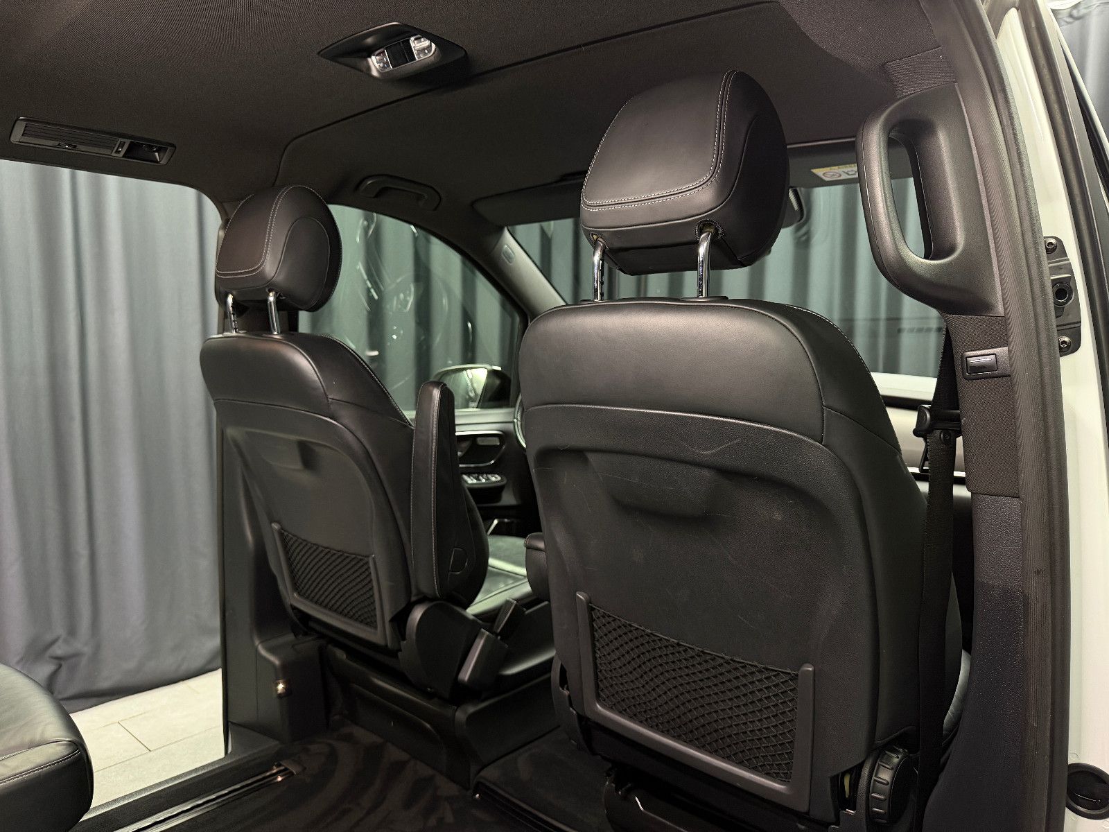 Fahrzeugabbildung Mercedes-Benz V250d NIGHT EDITION 4MATIC lang AMG-LINE|360°|