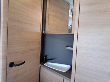 Knaus L!VE WAVE PLATINUM SELECTION 650 MF Modell 2025