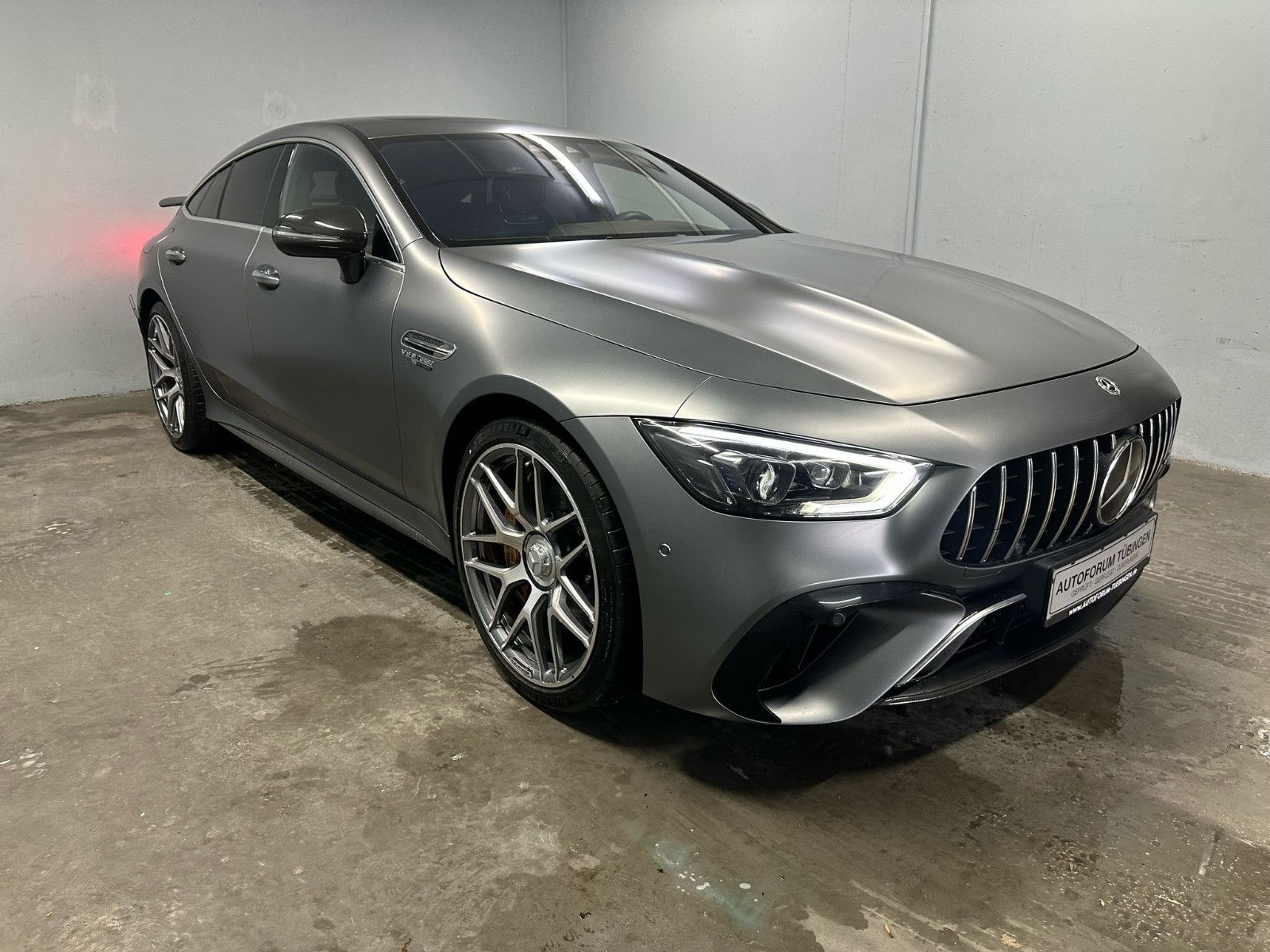 Fahrzeugabbildung Mercedes-Benz GT 63 S E PERFORMANCE *KERAMIK*MANUFAKTUR*
