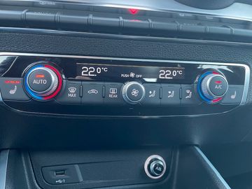 Fahrzeugabbildung Audi Q2 35 TFSI S tronic design LED AHZV PDC