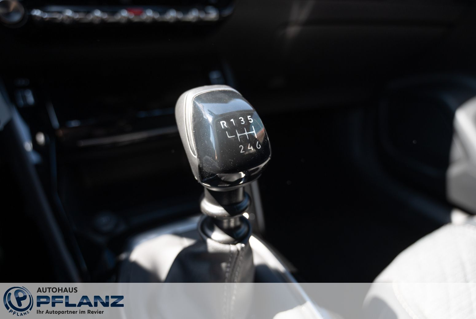 Peugeot 2008 - Bild 10