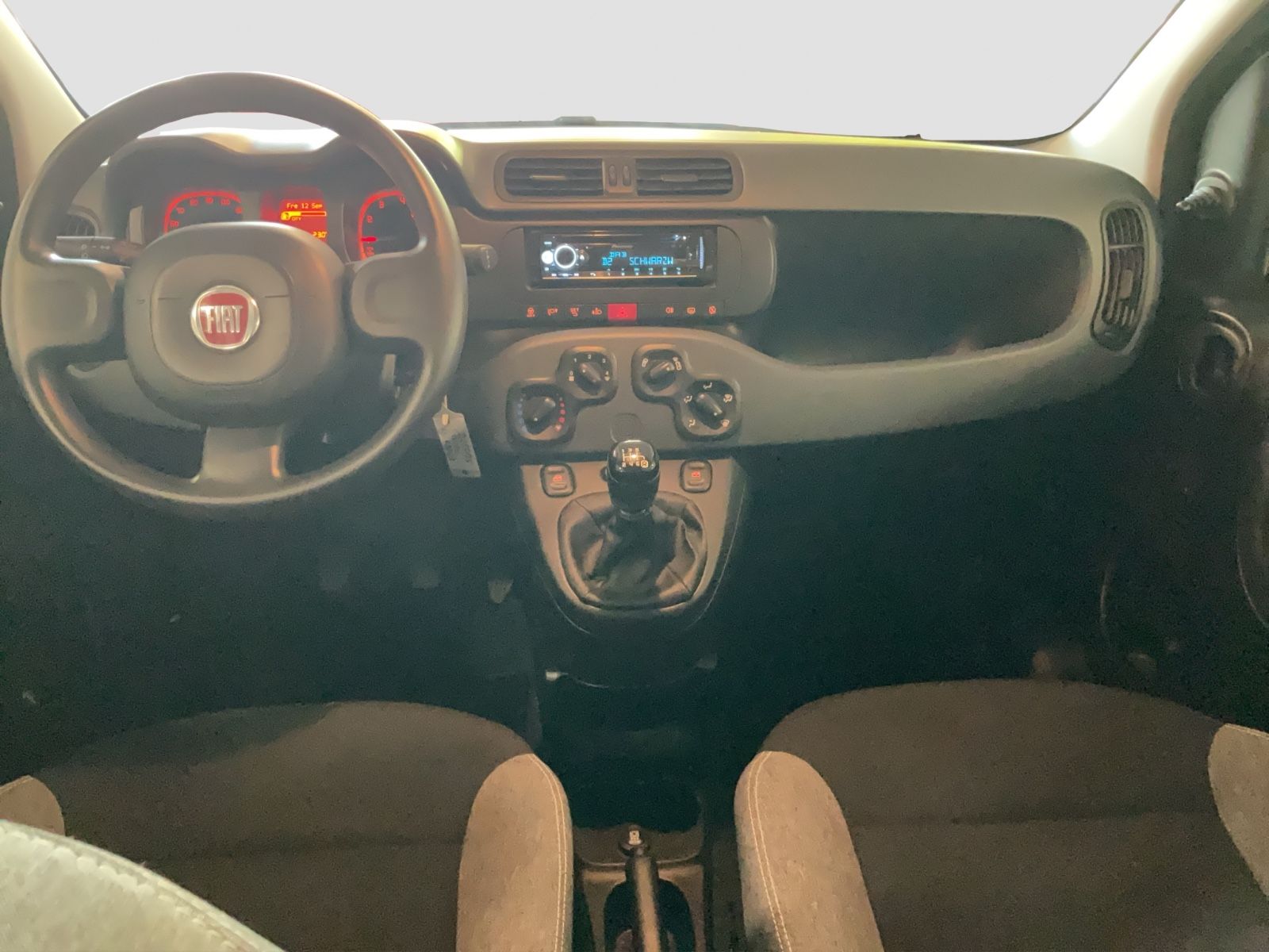 Fahrzeugabbildung Fiat Panda 1.0 Hybrid