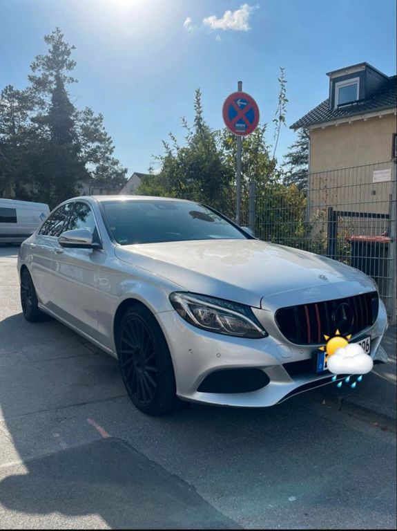 Image of Mercedes-Benz C 220