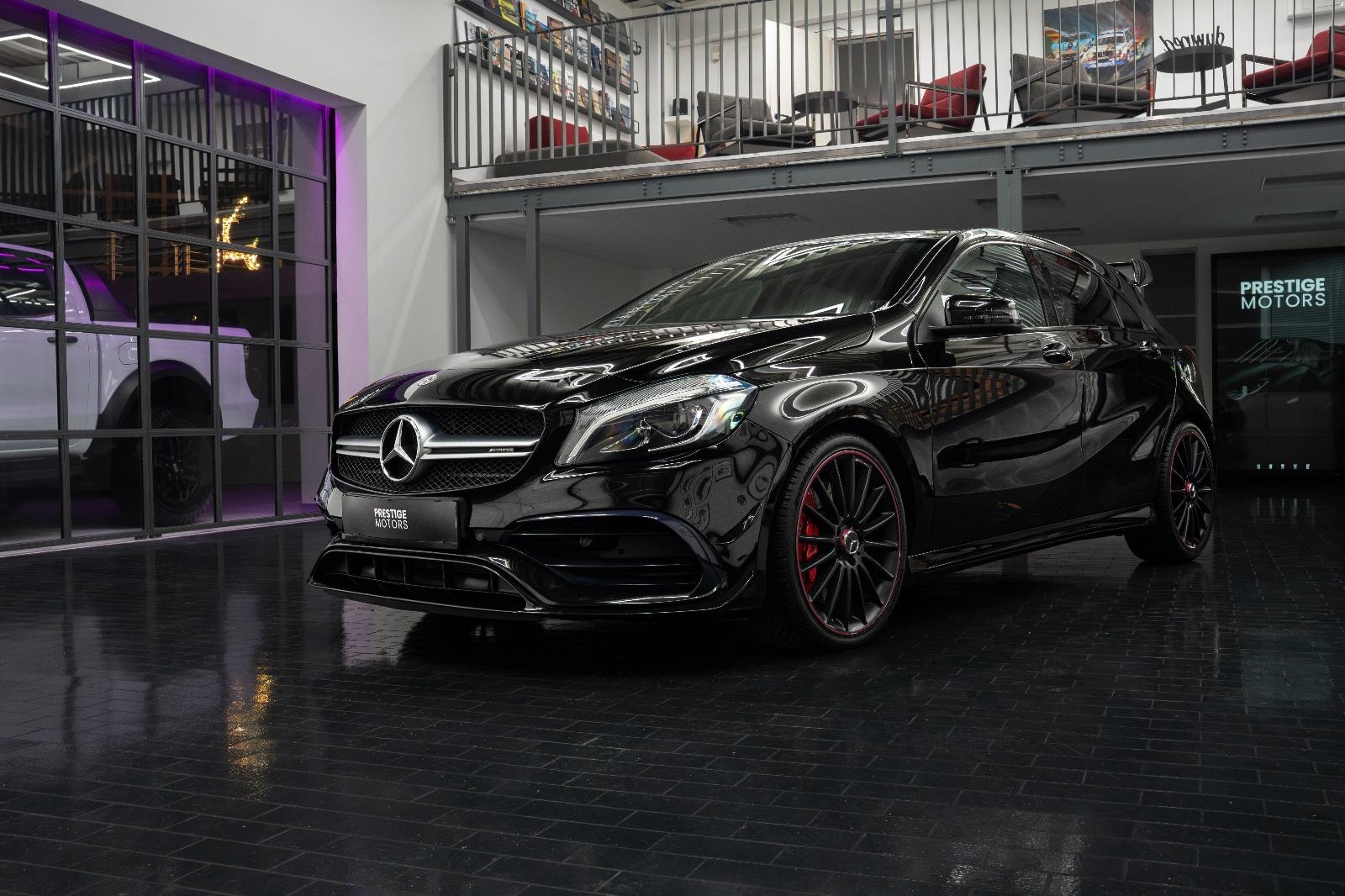 Mercedes-Benz A45 AMG 4Matic Aeropaket Schalensitze Pano