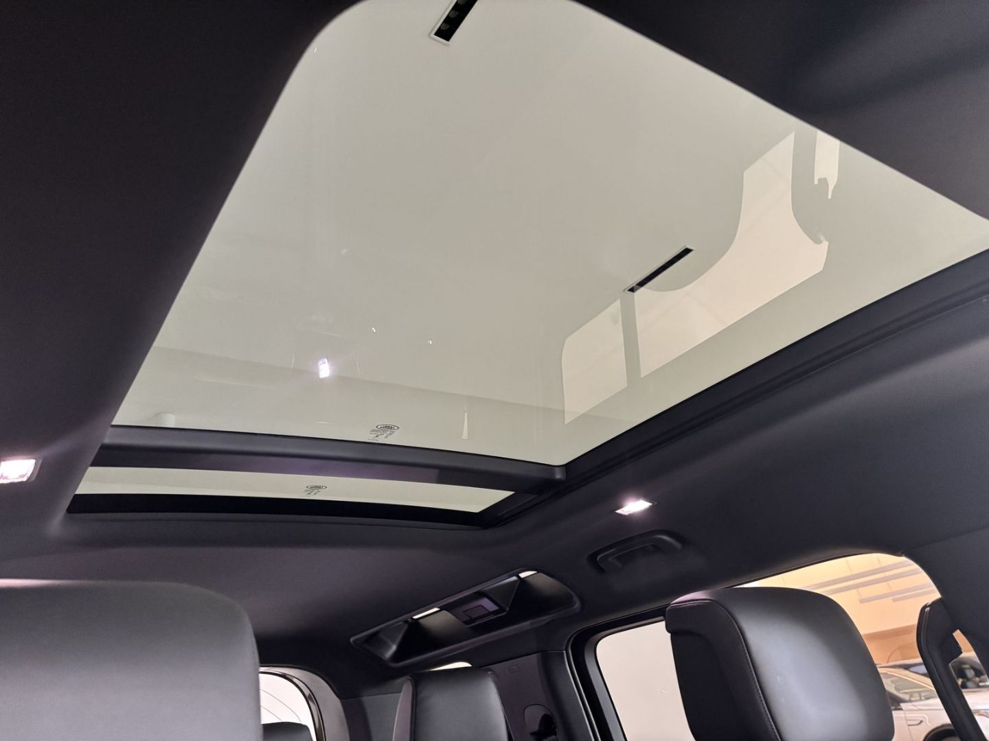 Land Rover Defender - Bild 16