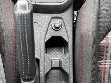 Volkswagen Polo GTI 2.0 °LED°Navi°PGD°ACC°SHZ°PDC°