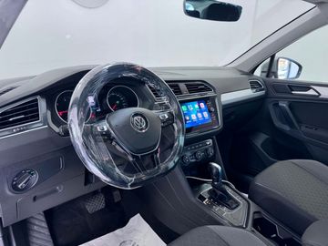 Volkswagen Tiguan - 10