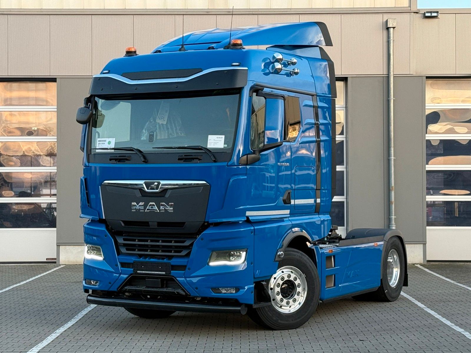 Fahrzeugabbildung MAN TGX 18.520 BL SA D30 Retarder